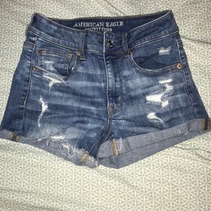 American Eagle shorts!